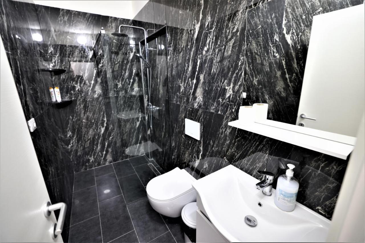 Lovely Studio In Tirana #1 Exterior photo