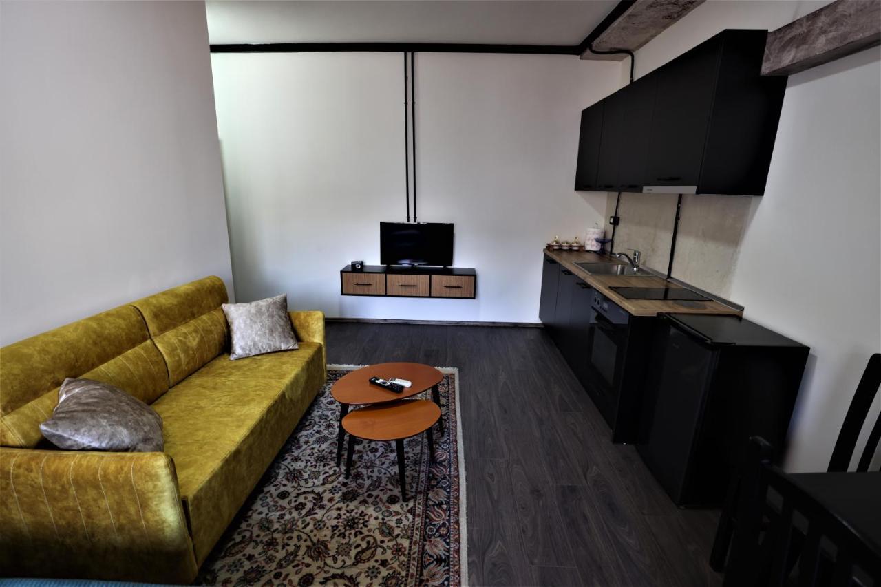 Lovely Studio In Tirana #1 Exterior photo